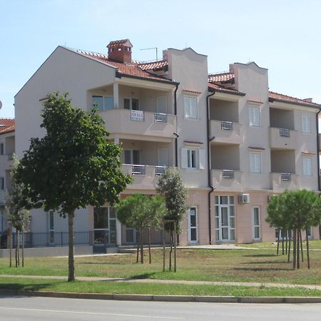 Apartments Nautica Novigrad  Exterior photo