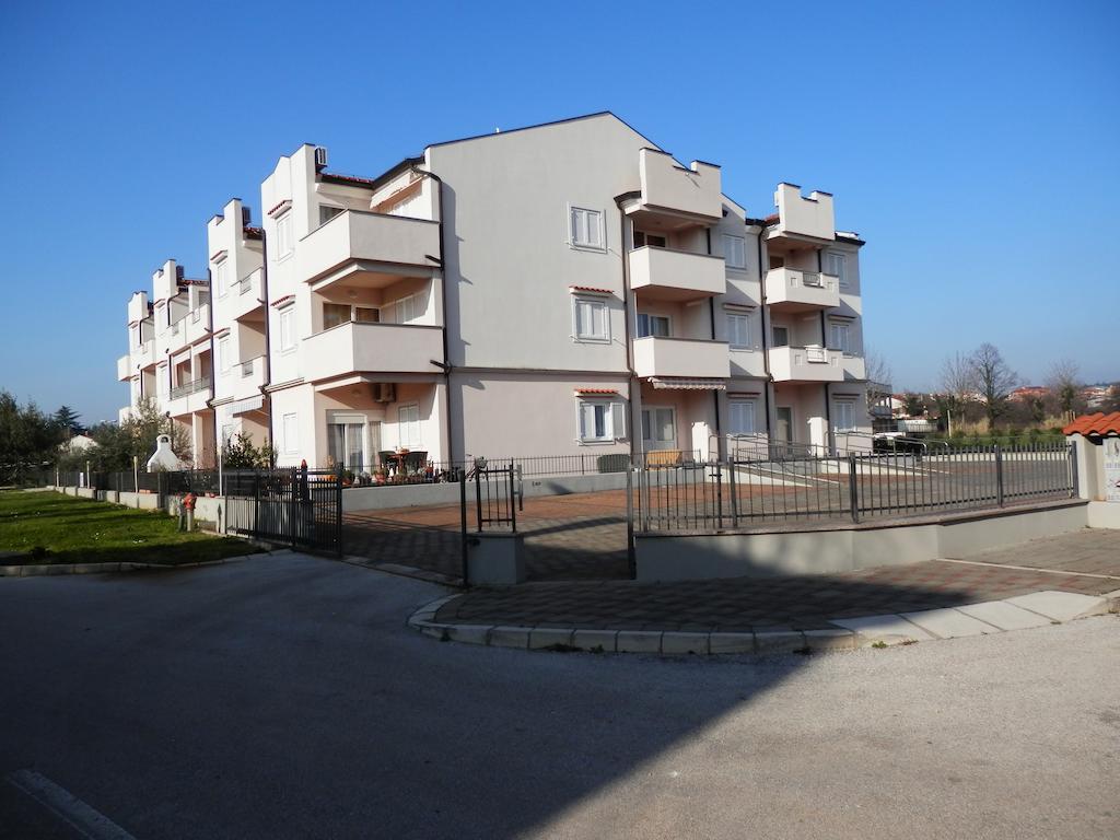 Apartments Nautica Novigrad  Exterior photo